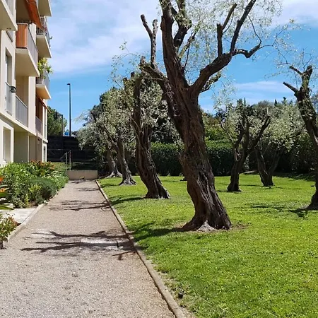 Appartement Studio Near Beaches With Free Parking By Weekome *
