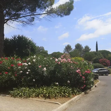 Appartement Studio Near Beaches With Free Parking By Weekome *